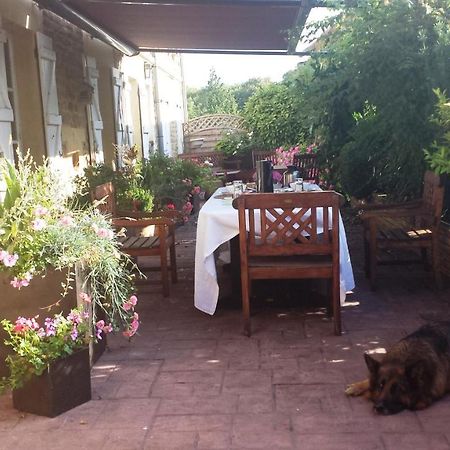 La Ferme De Saint Julien Bed & Breakfast Charleville-Mézières Eksteriør bilde