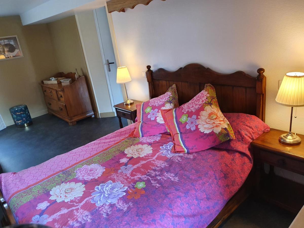 La Ferme De Saint Julien Bed & Breakfast Charleville-Mézières Rom bilde